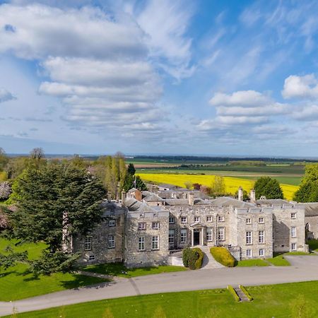 Hazlewood Castle & Spa Tadcaster Exterior foto