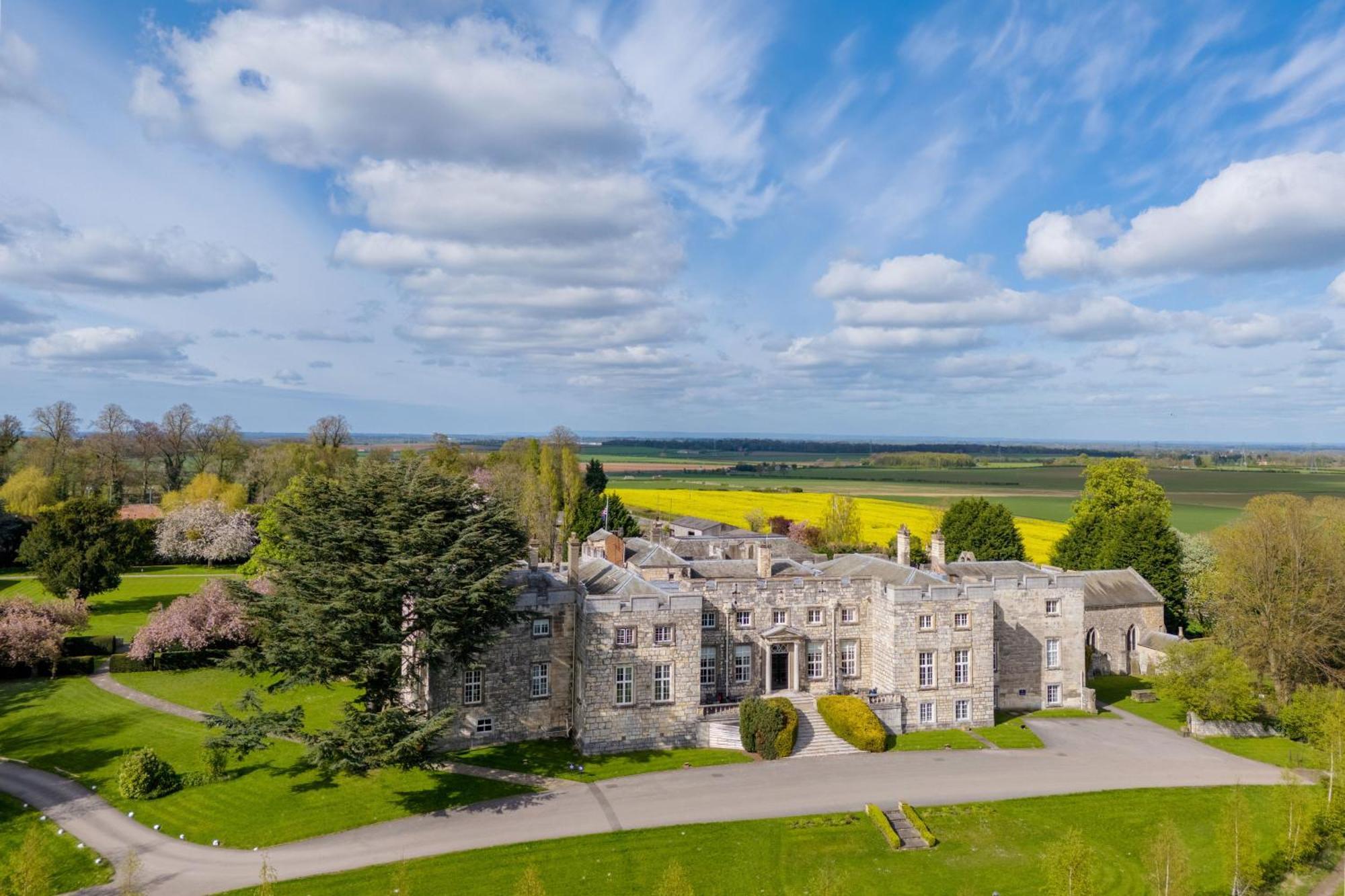 Hazlewood Castle & Spa Tadcaster Exterior foto