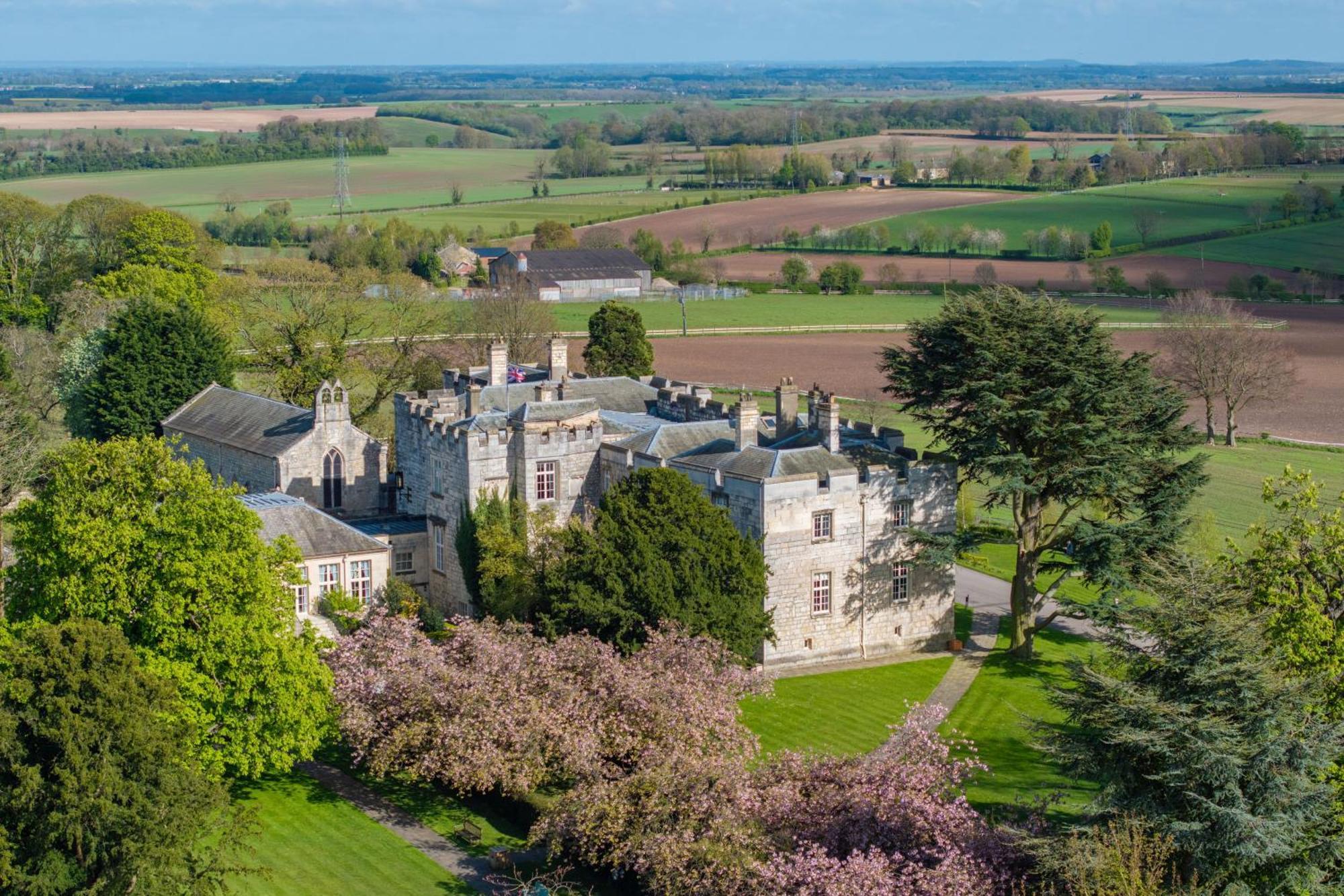 Hazlewood Castle & Spa Tadcaster Exterior foto